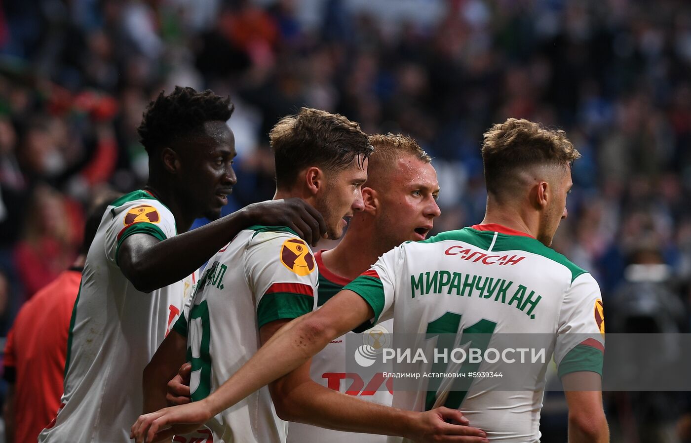 Футбол. Суперкубок России. Матч "Зенит" - "Локомотив" Футбол. Суперкубок России. Матч "Зенит" - "Локомотив"