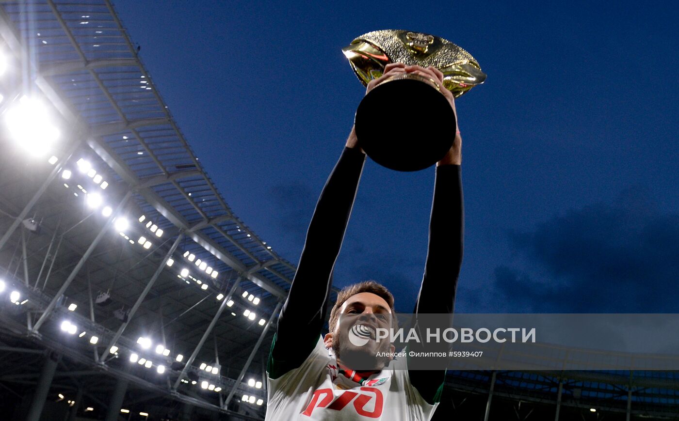 Футбол. Суперкубок России. Матч "Зенит" - "Локомотив"