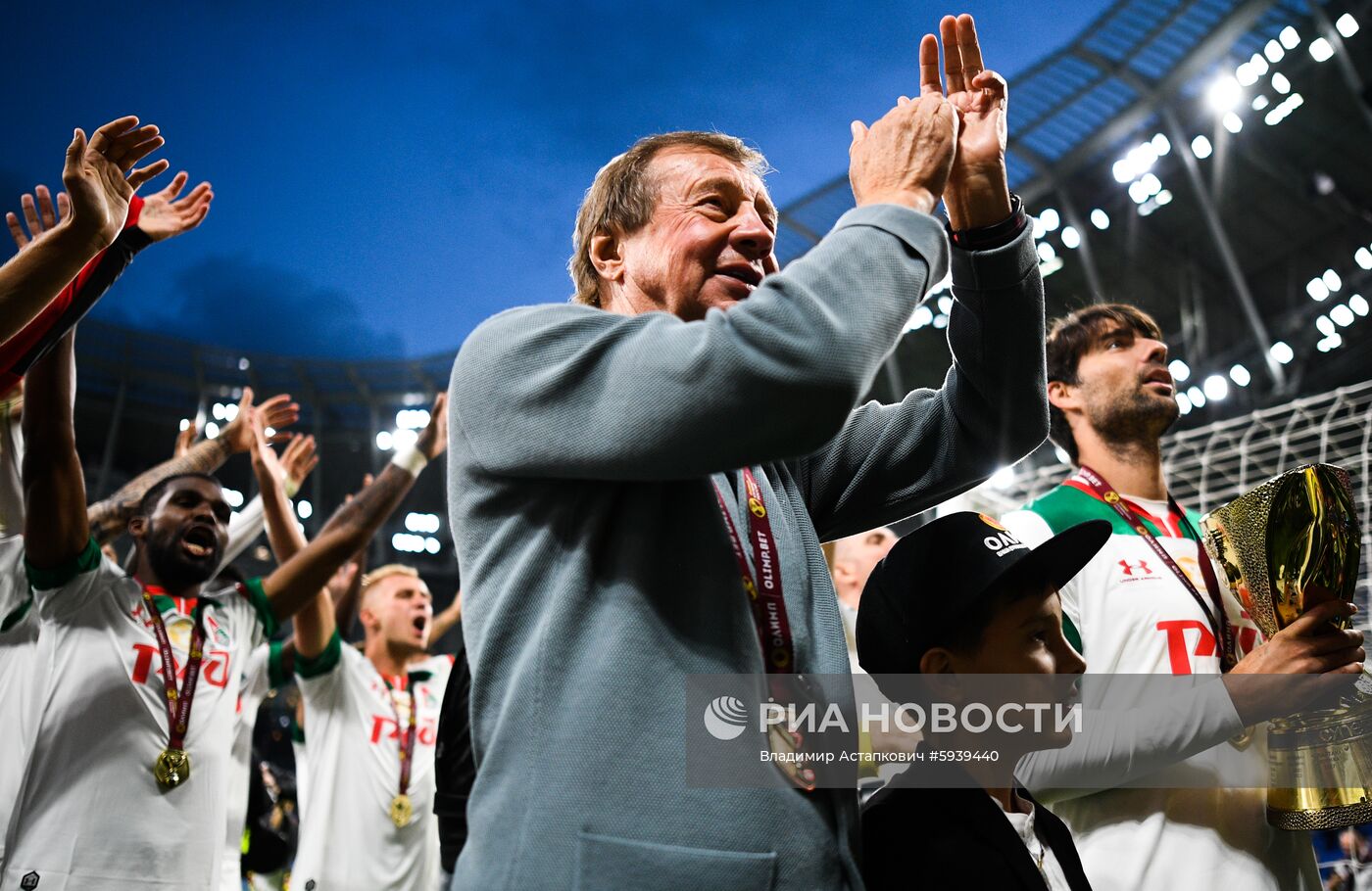 Футбол. Суперкубок России. Матч "Зенит" - "Локомотив"