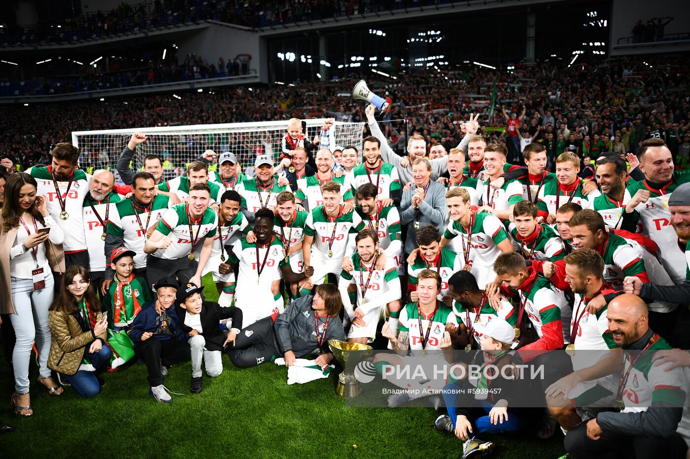 Футбол. Суперкубок России. Матч "Зенит" - "Локомотив"