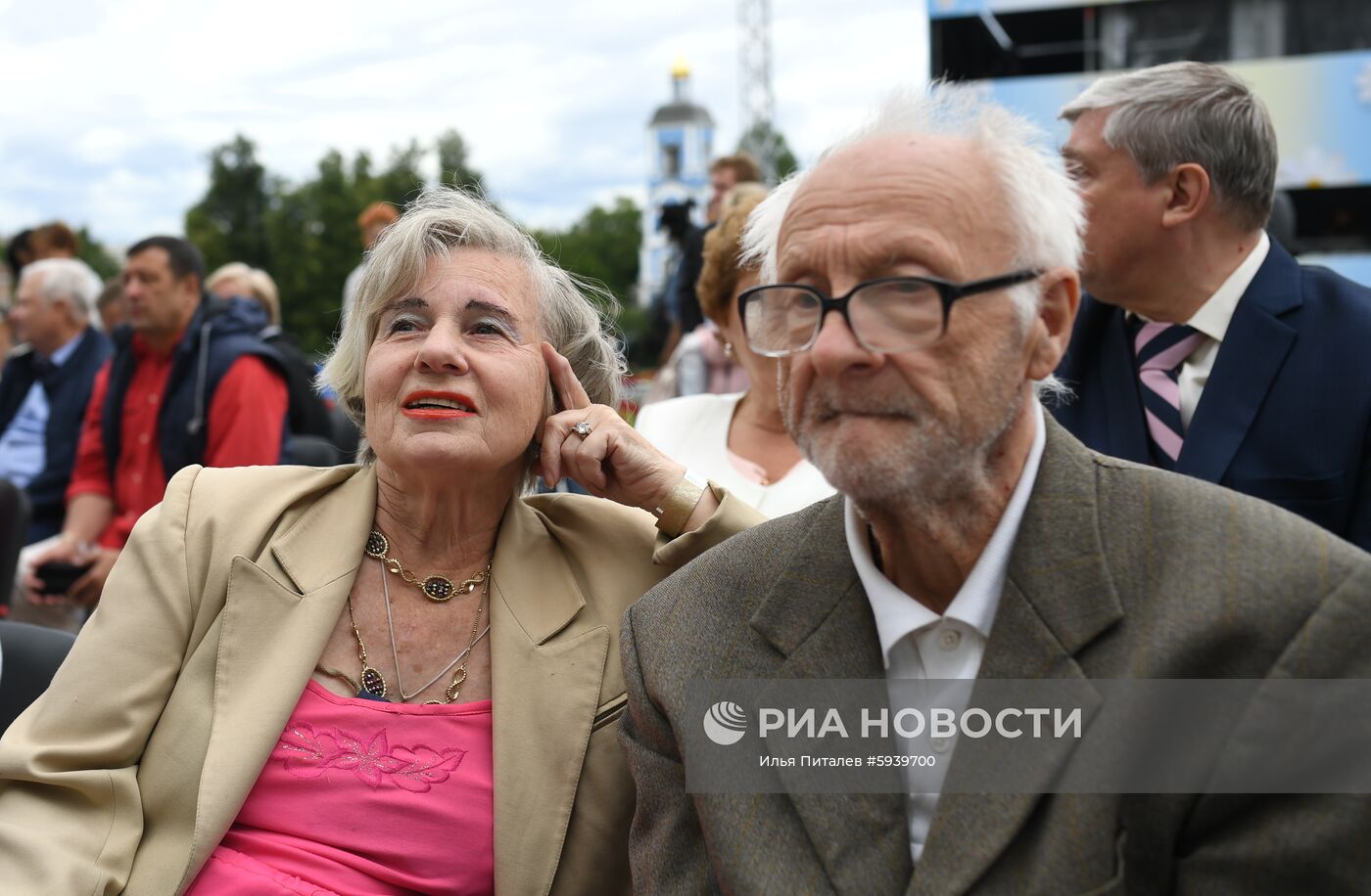 Фестиваль "Московская семья" в честь Дня семьи, любви и верности