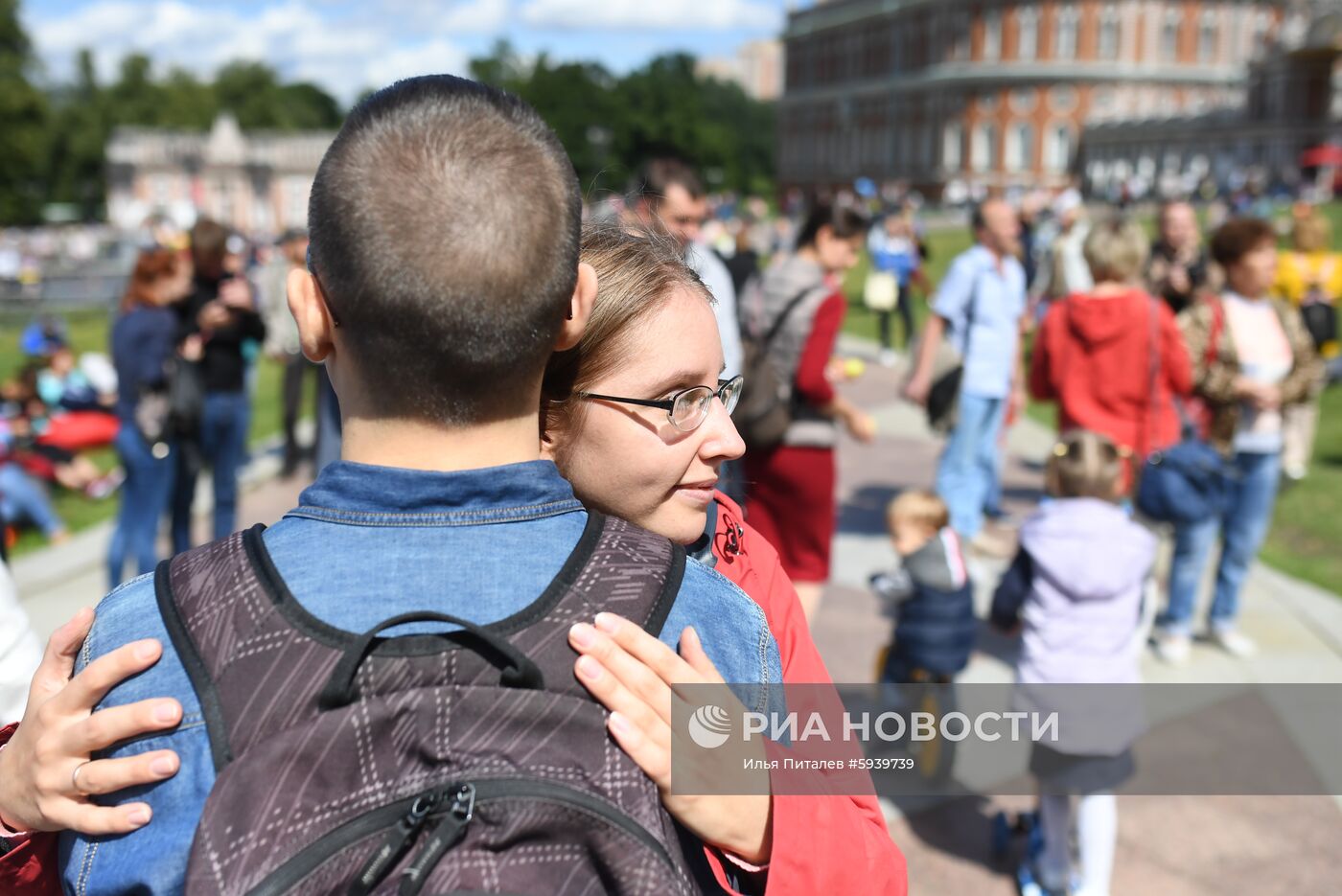 Фестиваль "Московская семья" в честь Дня семьи, любви и верности