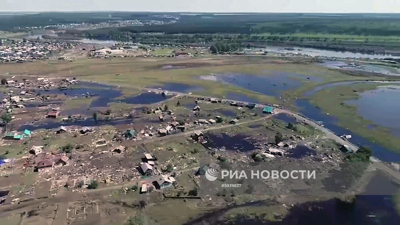 Работа спасателей МЧС в городе Тулун Иркутской области