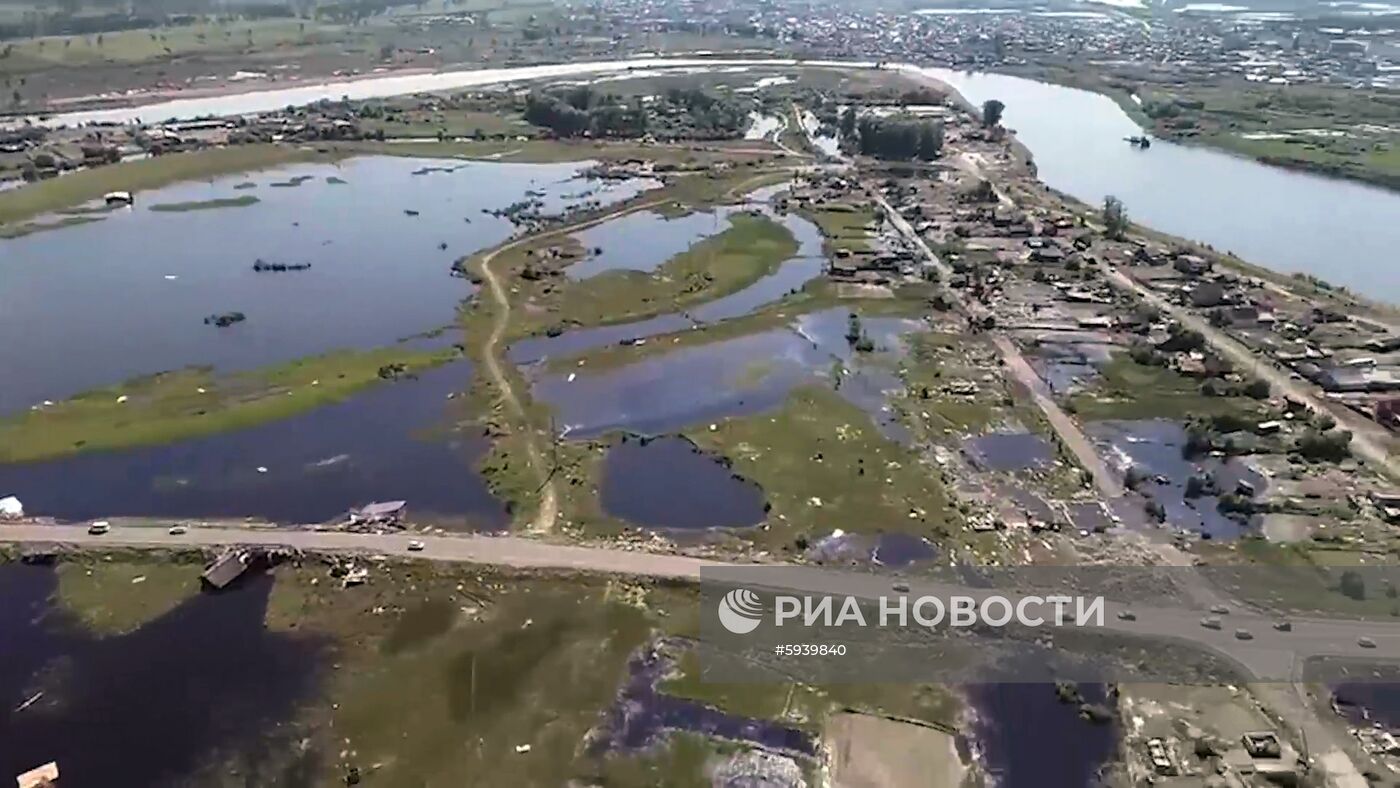 Работа спасателей МЧС в городе Тулун Иркутской области