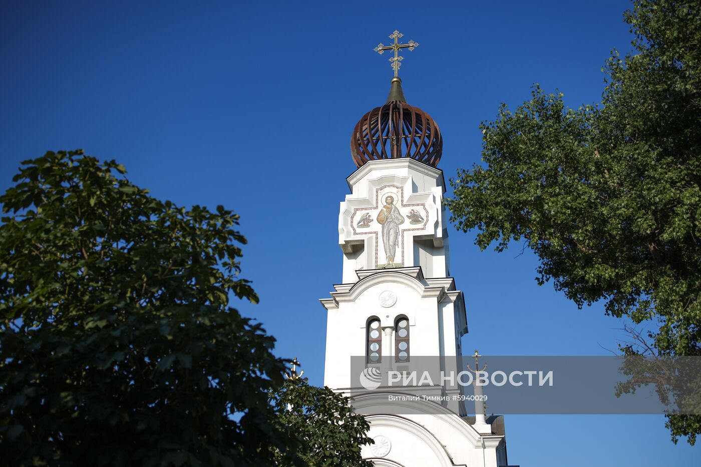 Храм святых Петра и Февронии открылся в Новороссийске