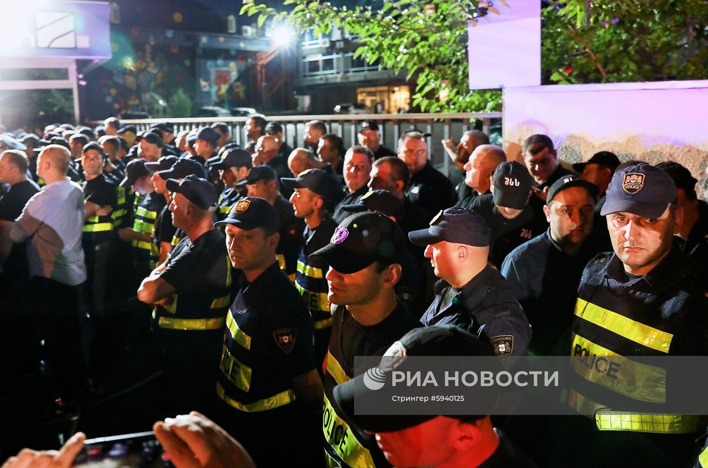 Акция против телеканала "Рустави 2" в Тбилиси