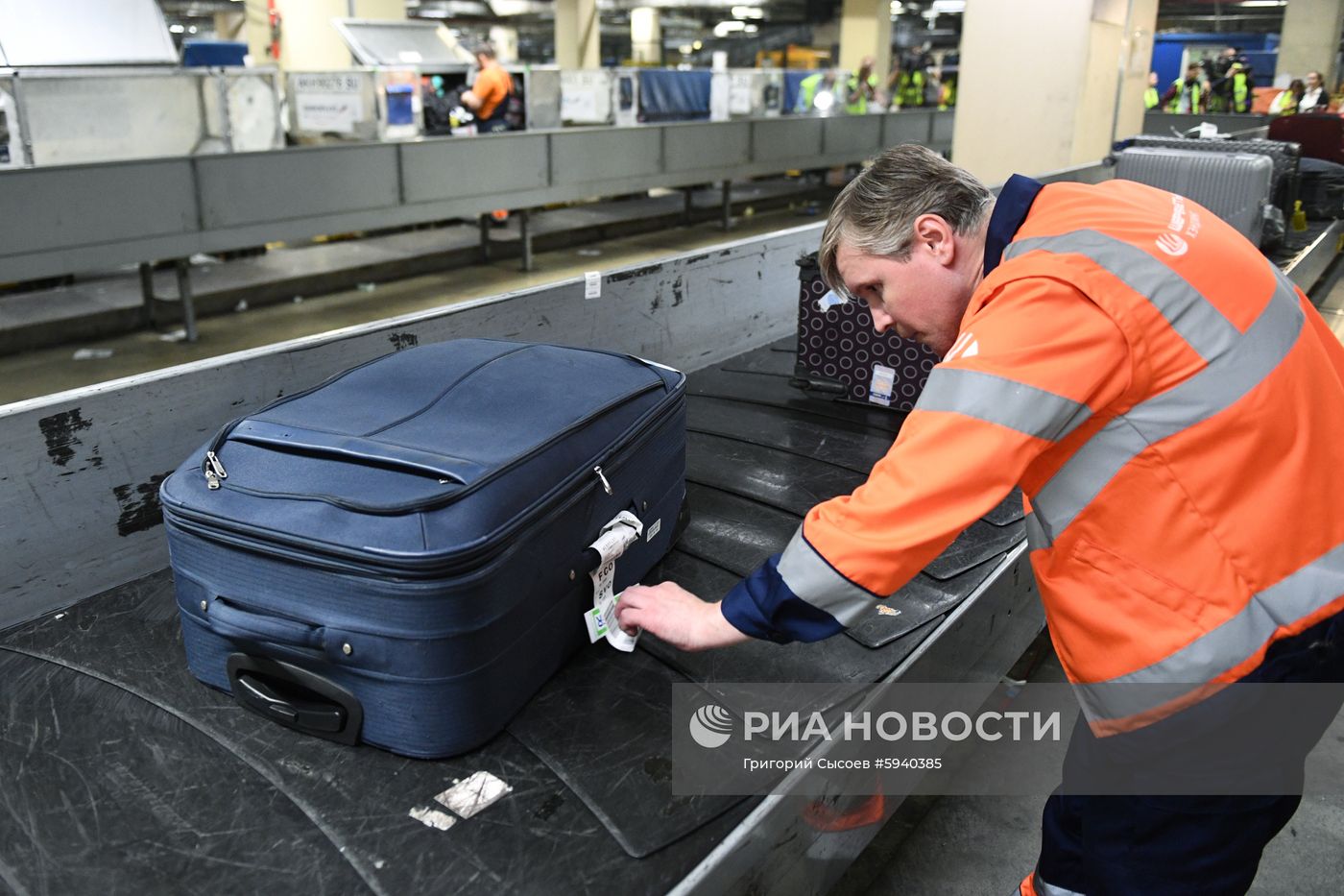 Выдача багажа в аэропорту Шереметьево