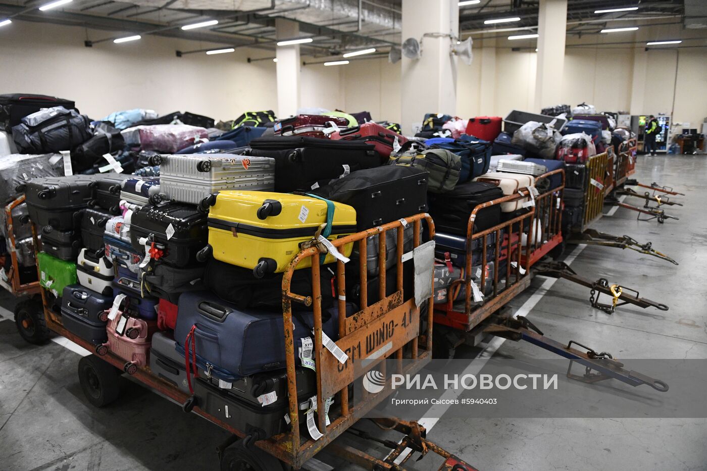 Выдача багажа в аэропорту Шереметьево