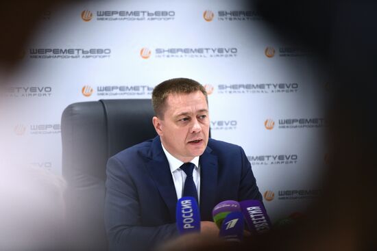 Выдача багажа в аэропорту Шереметьево 