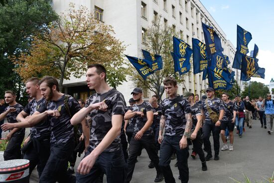 Акция националистов в Киеве против телемоста Россия-Украина