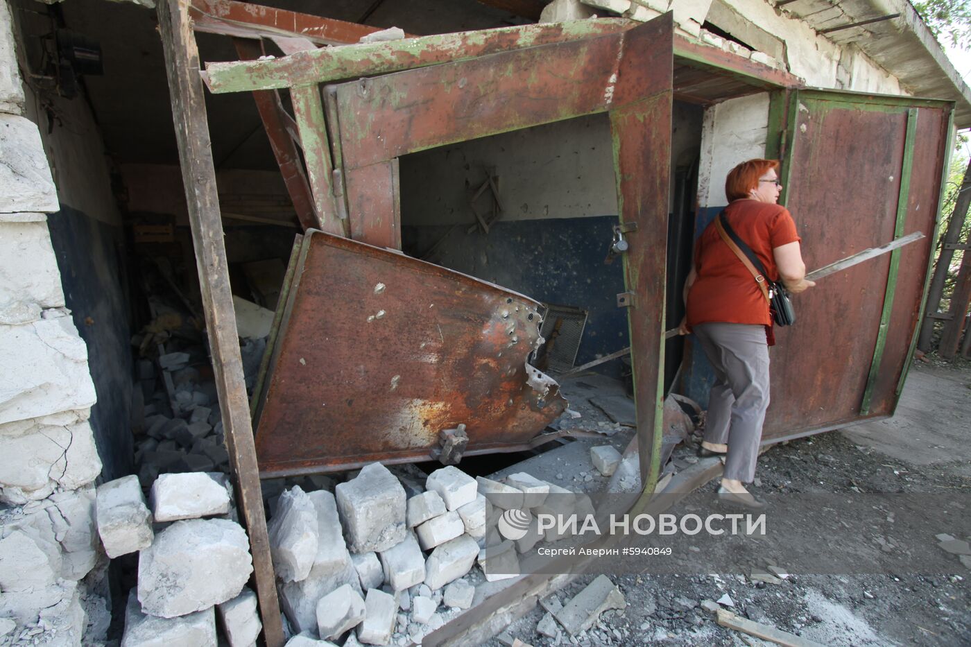 Последствия обстрела в Горловке