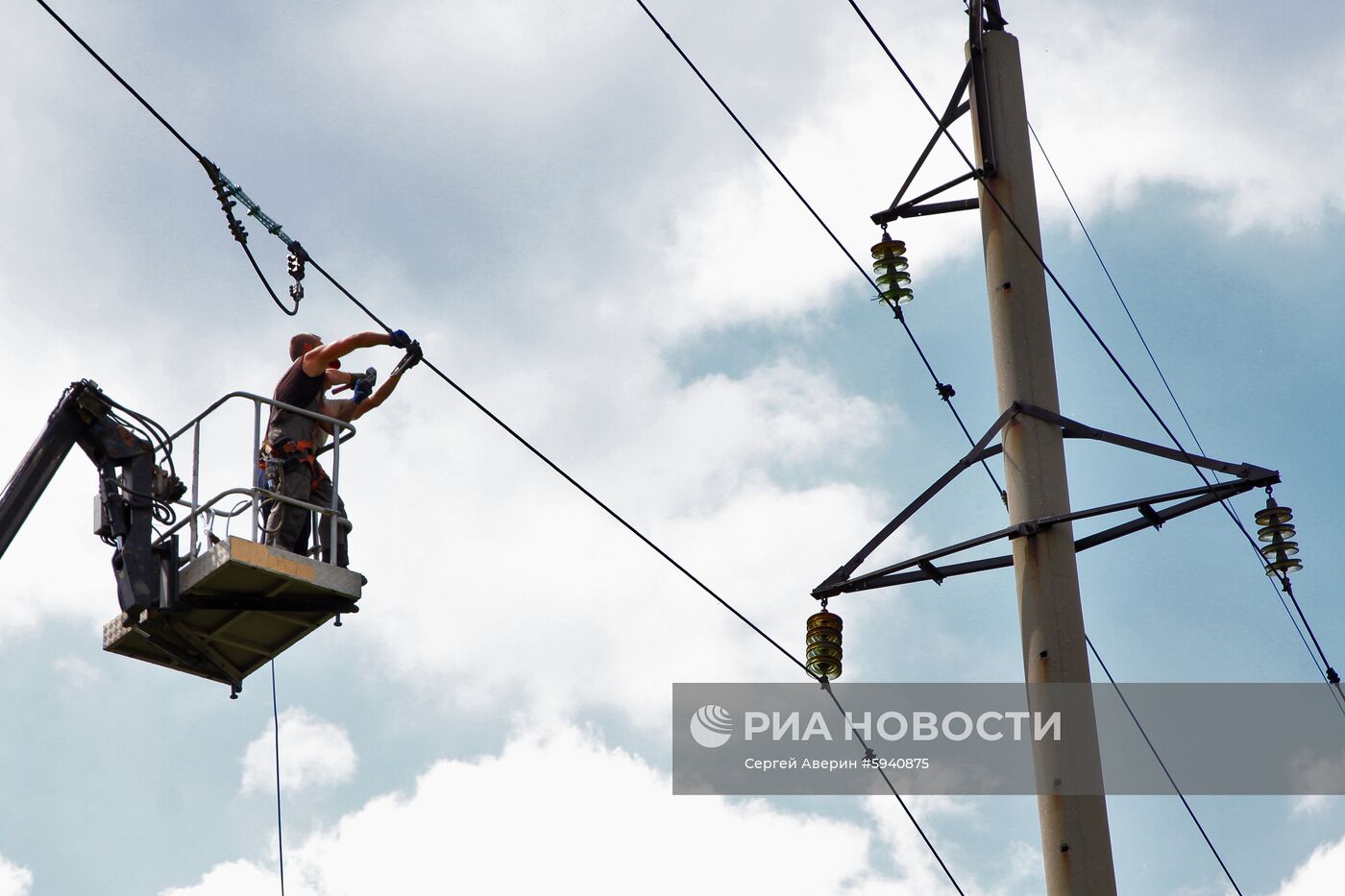 Последствия обстрела в Горловке