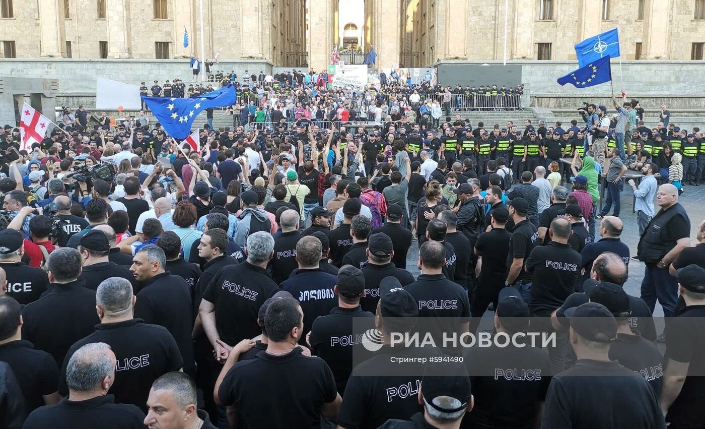 Акции протеста в Грузии