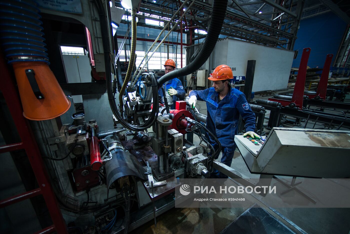 Судостроительный комплекс "Звезда"