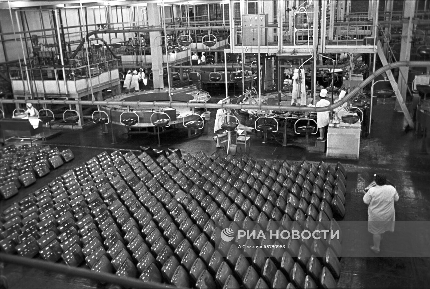 Завод кинескопов "Экранас" в Литве | РИА Новости Медиабанк