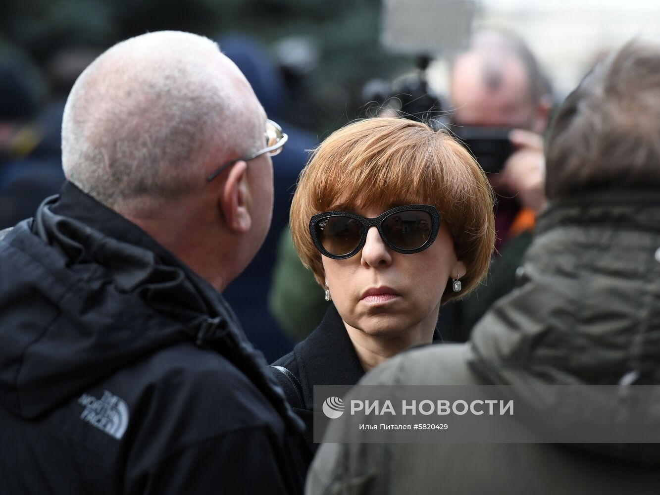 Похороны медиаменеджера И. Малашенко | РИА Новости Медиабанк