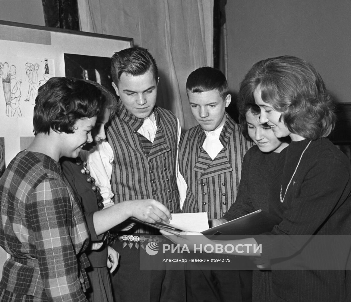 Делегация финской молодежи в Москве