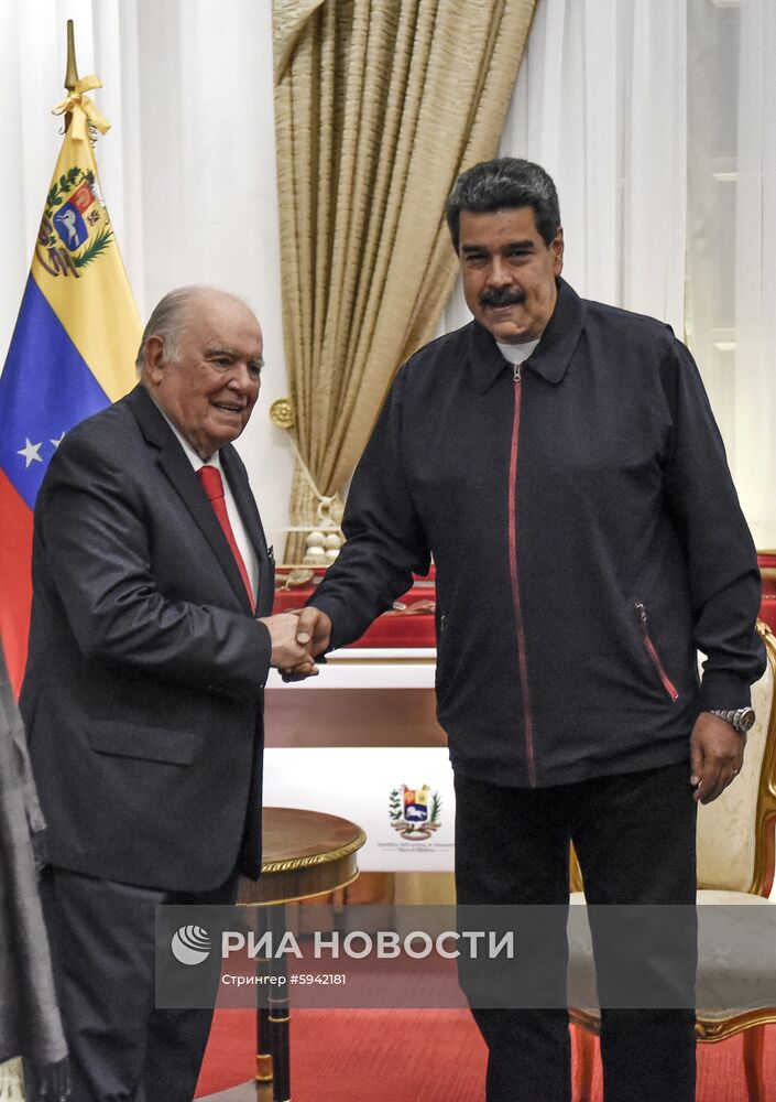 Встреча Н. Мадуро со специальным советником ЕС по Венесуэле Э. Иглесиасом