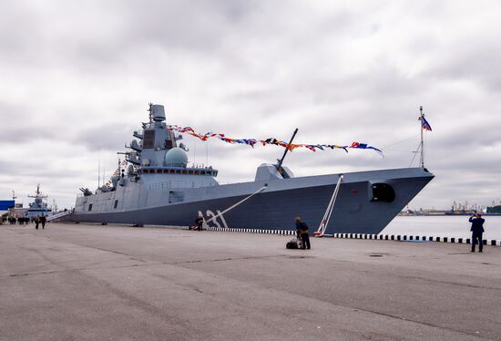 Международный военно-морской салон в Санкт-Петербурге