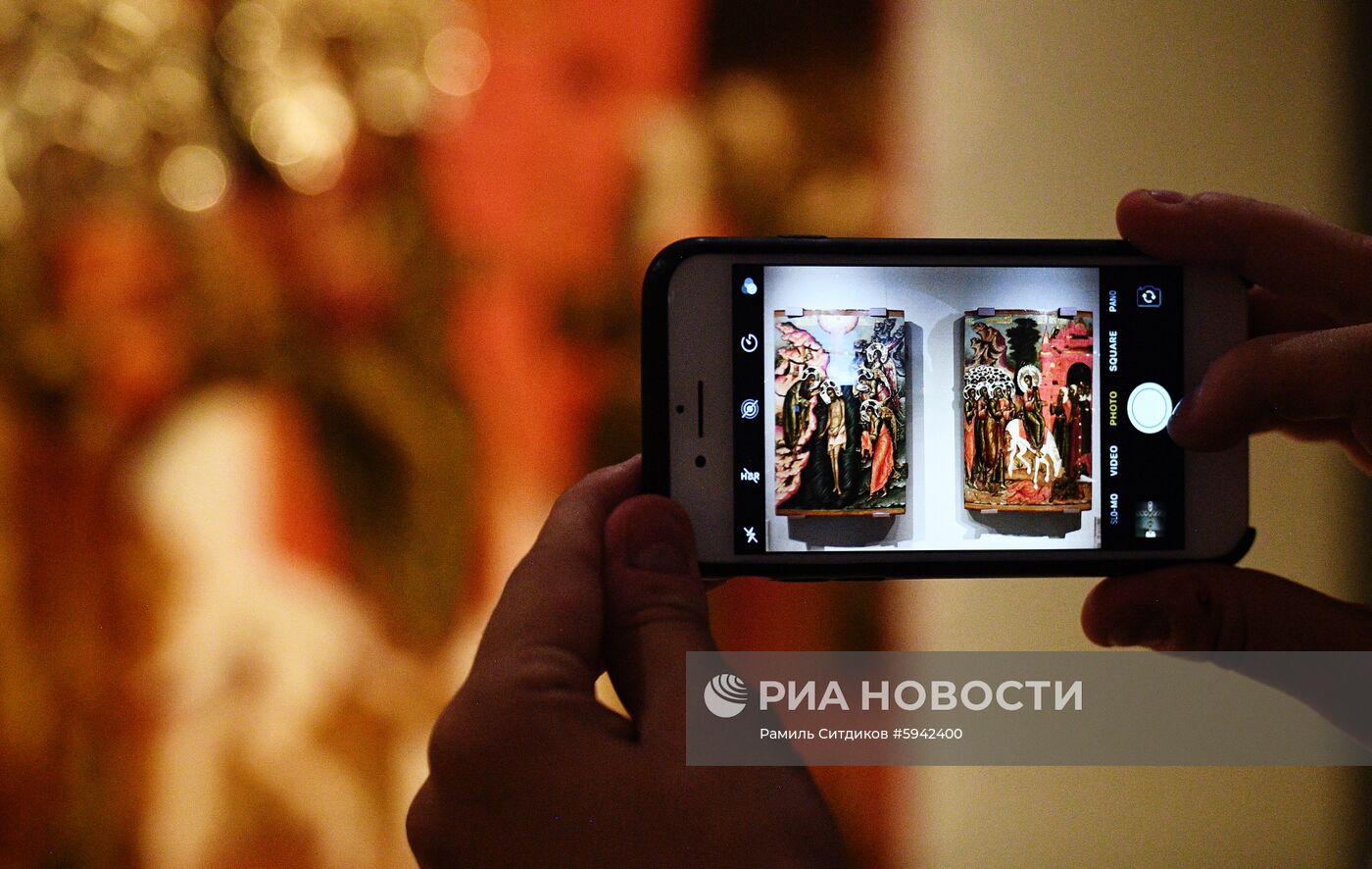 Выставка «Хранители времени. Реставрация в Музеях Московского Кремля»