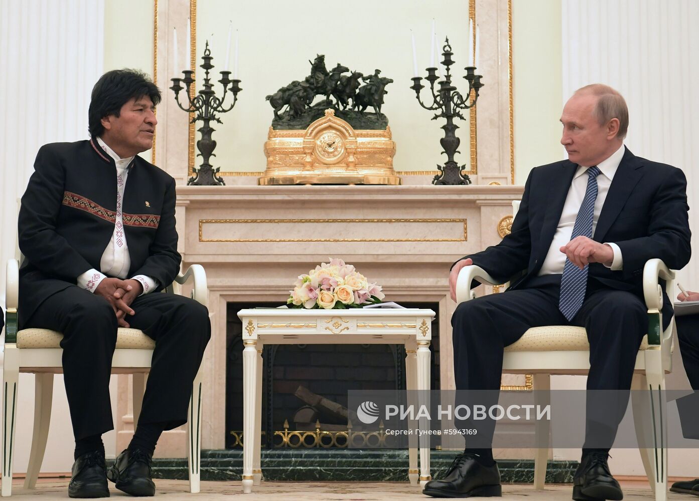 Президент РФ В. Путин встретился с президентом Боливии Э. Моралесом