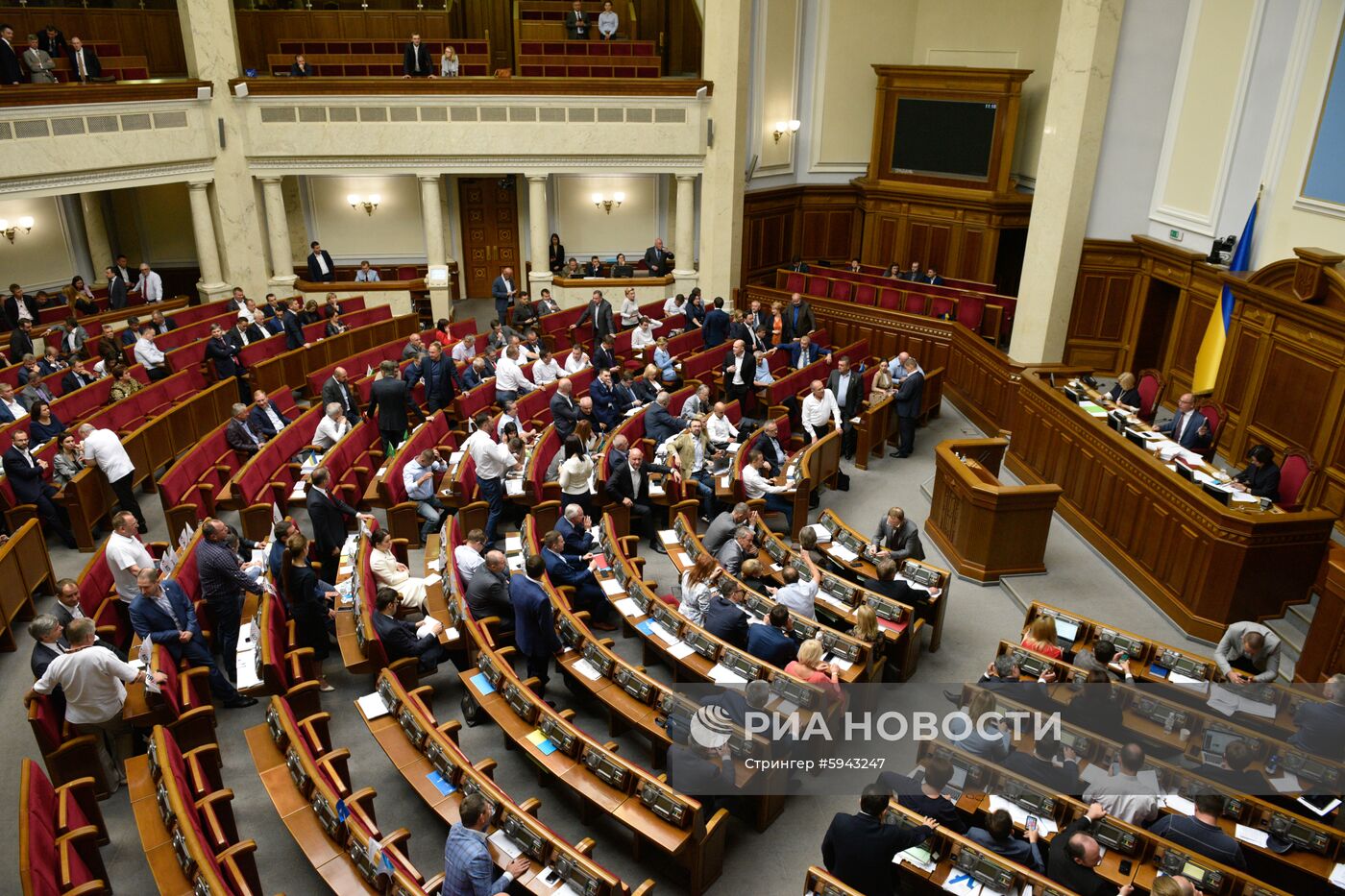 Внеочередное заседание Верховной рады Украины