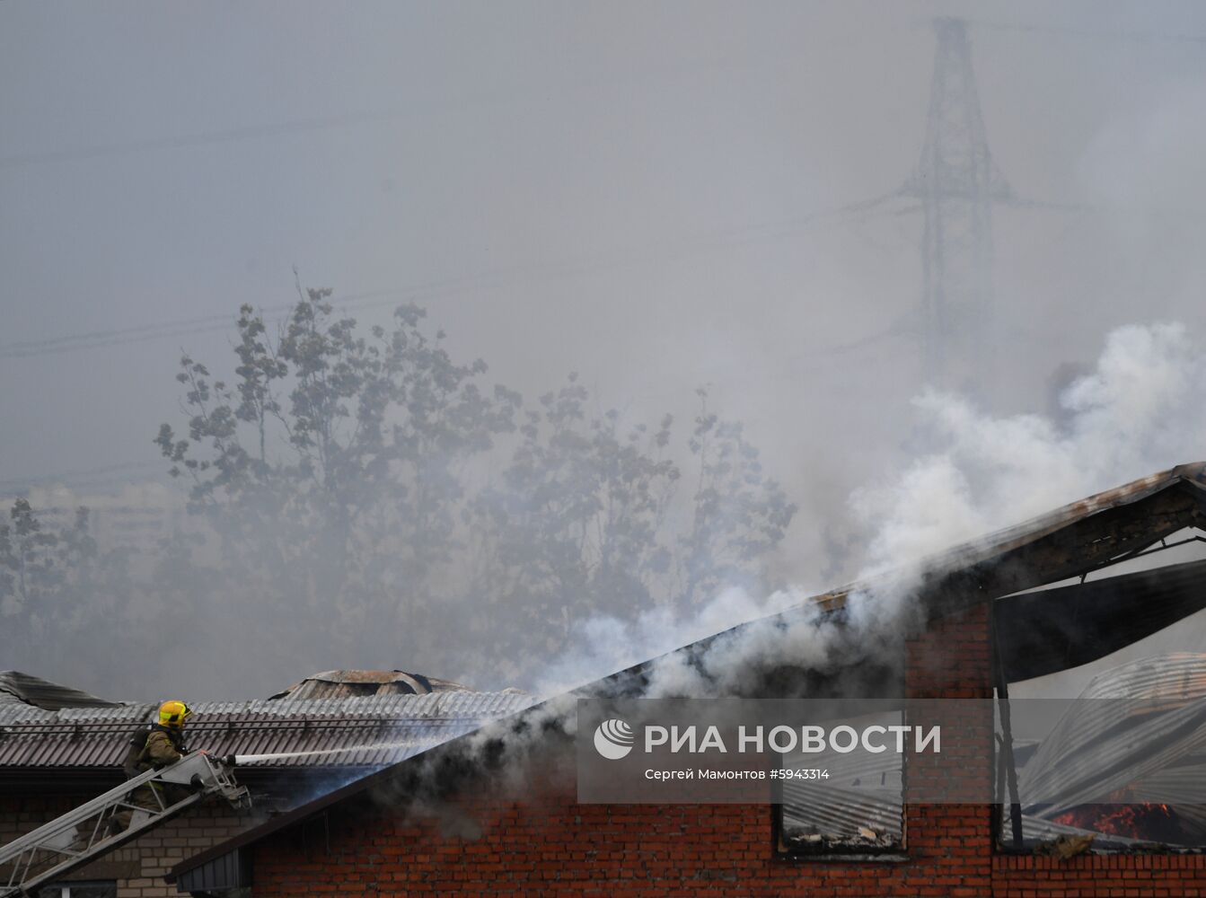 Пожар на территории Северной ТЭЦ в Мытищах