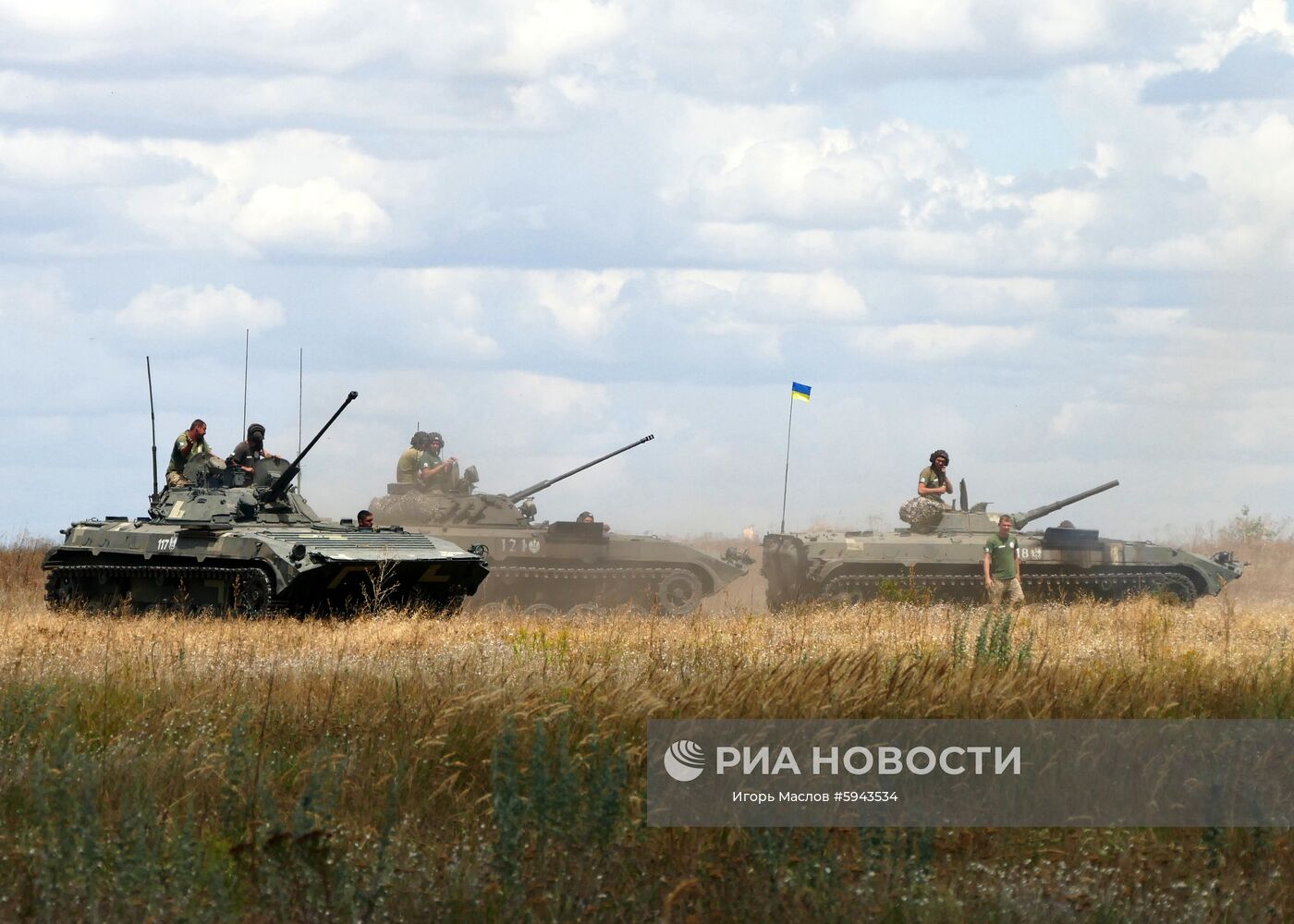 Боевые машины пехоты БМП-1 и БМП-2 на полигоне во время международных учений Sea Breeze - 2019 в Одессе. Место: Украина, Одесса. Автор: Игорь Маслов/РИА Новости. Международные учения Sea Breeze - 2019 в Одессе