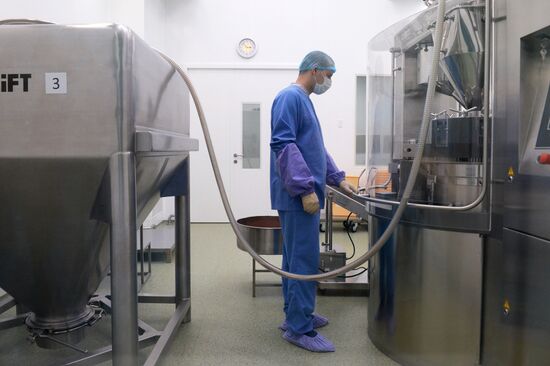 Открытие фармацевтического завода компании "Эвалар" в Бийске