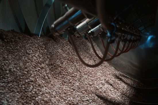 Открытие фармацевтического завода компании "Эвалар" в Бийске