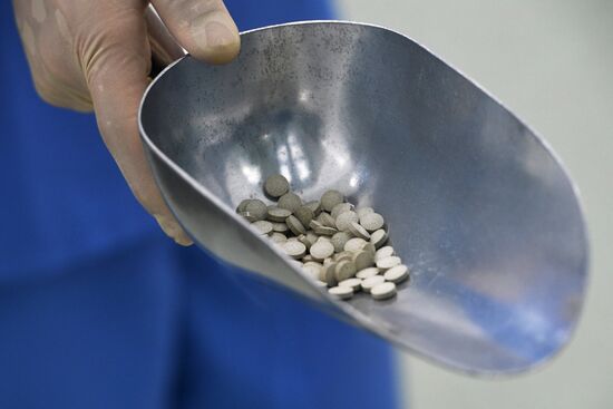 Открытие фармацевтического завода компании "Эвалар" в Бийске