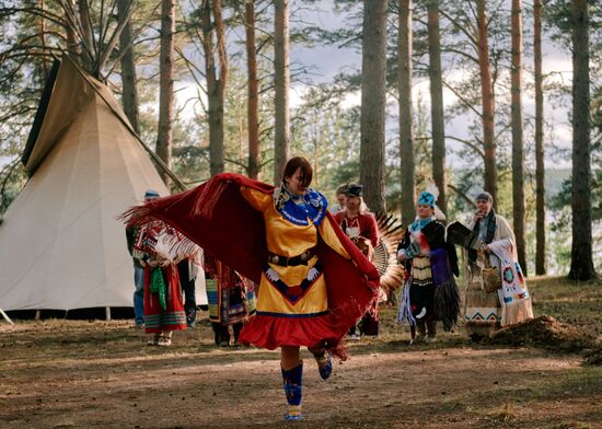 Фестиваль индейской культуры в Ленинградской области