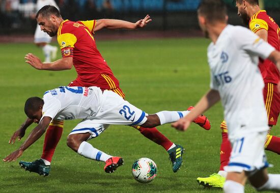 Футбол. РПЛ. Матч "Арсенал" - "Динамо"