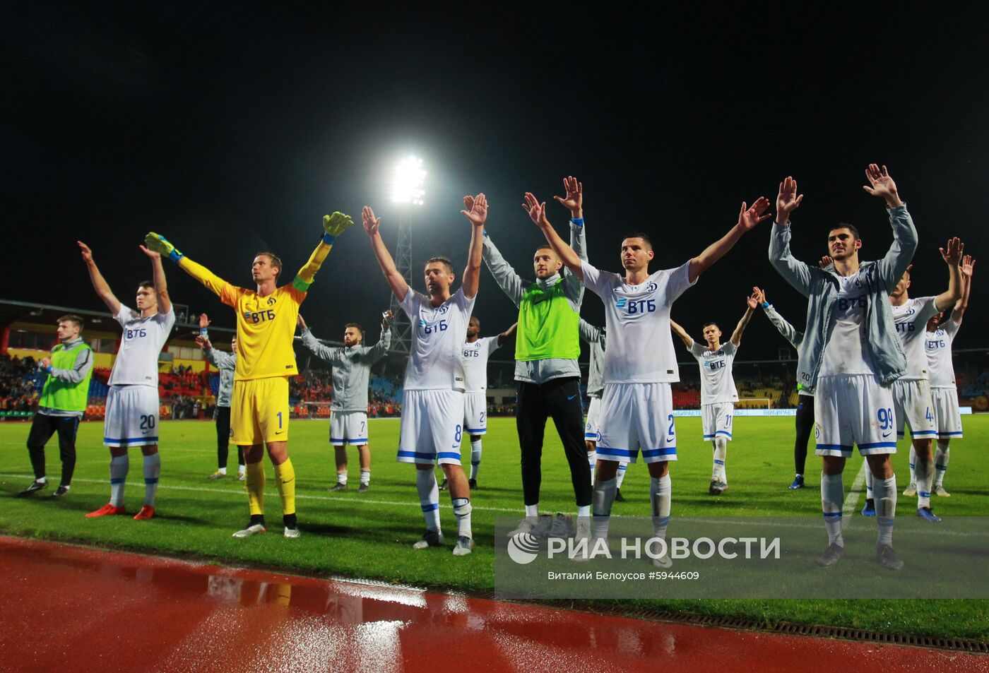 Футбол. РПЛ. Матч "Арсенал" - "Динамо"