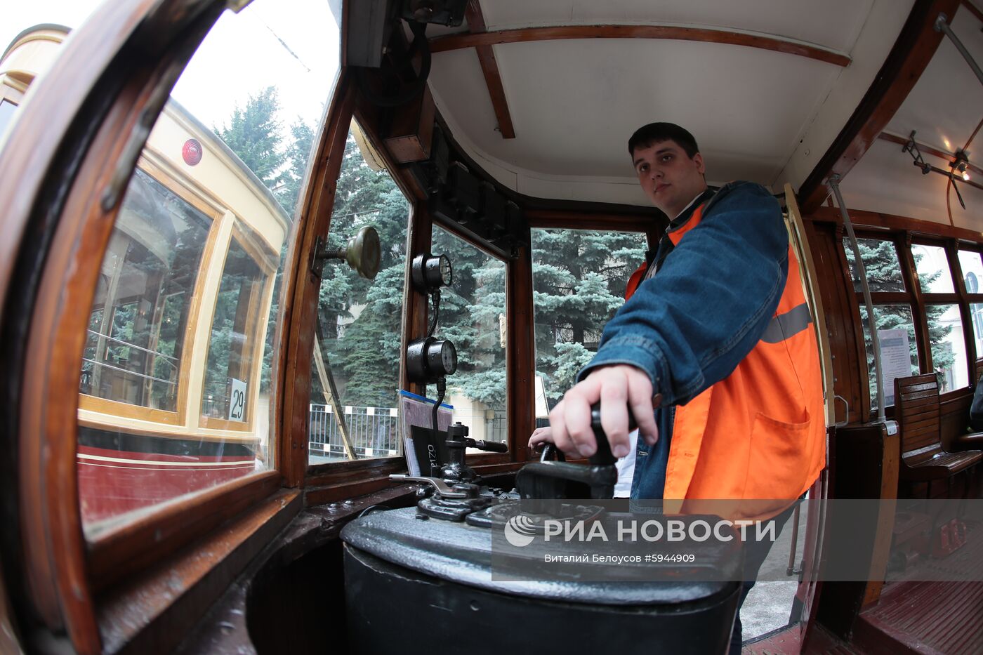 Парад трамваев в Москве