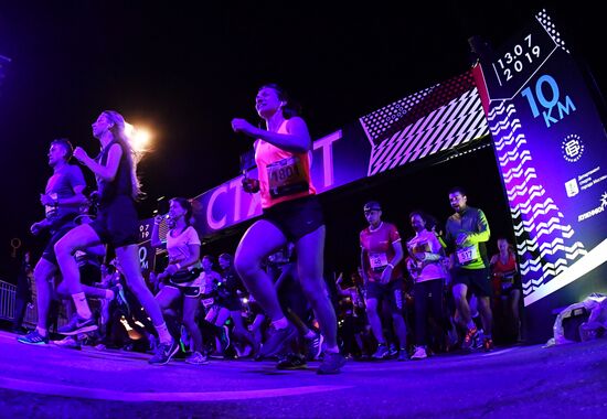 Ночной забег в Москве