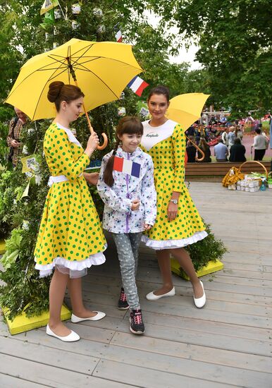 Фестиваль "День Франции" в парке "Музеон"