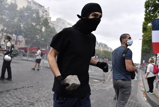 Беспорядки в Париже