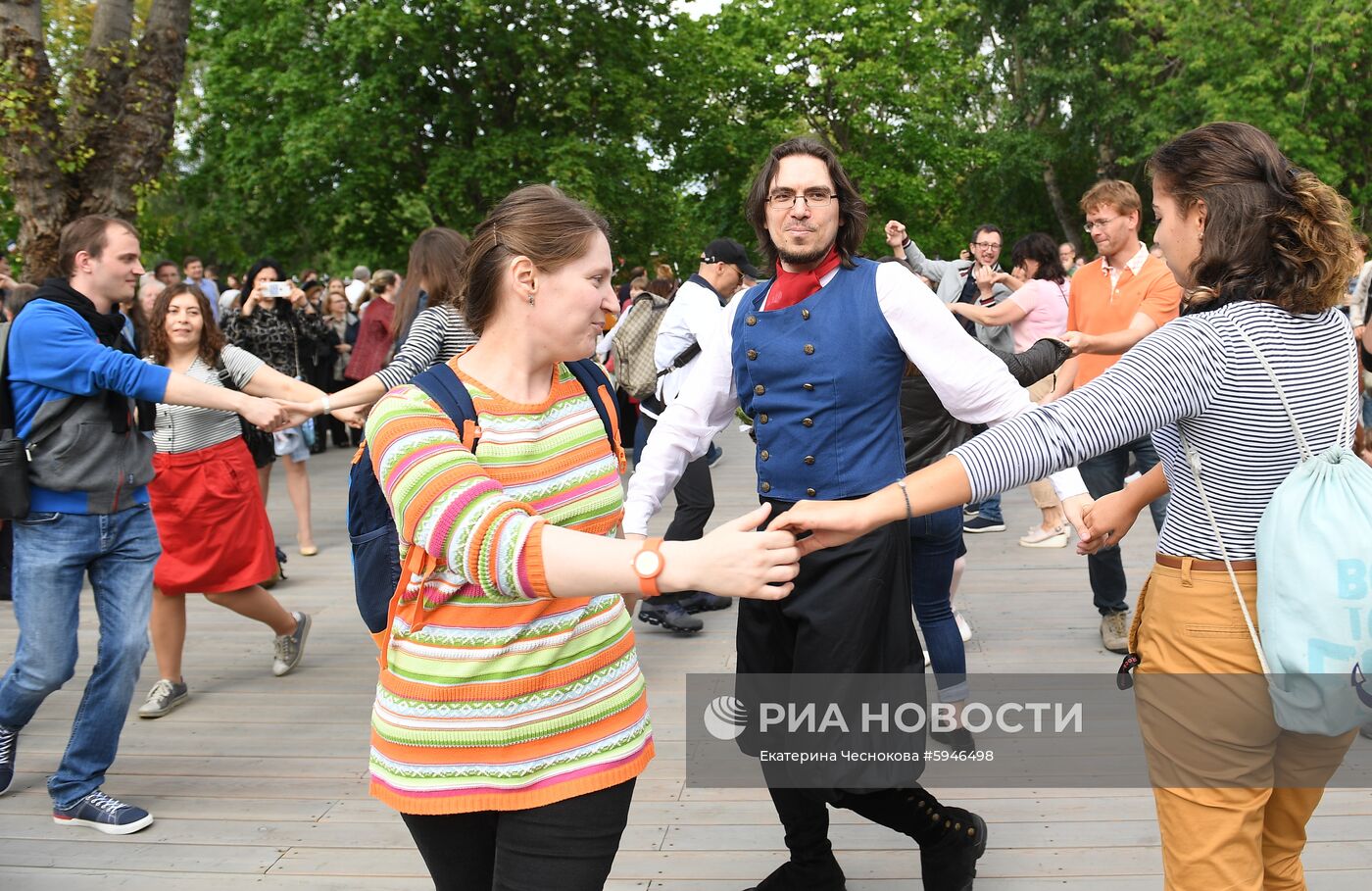 Фестиваль "День Франции" в парке "Музеон"