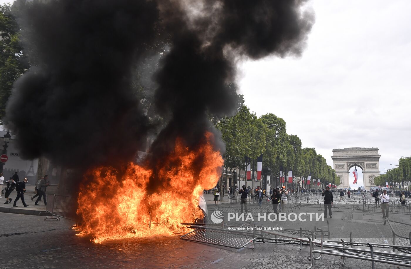 Беспорядки в Париже