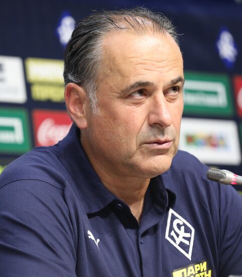 Футбол. РПЛ. Матч "Крылья Советов" - ЦСКА