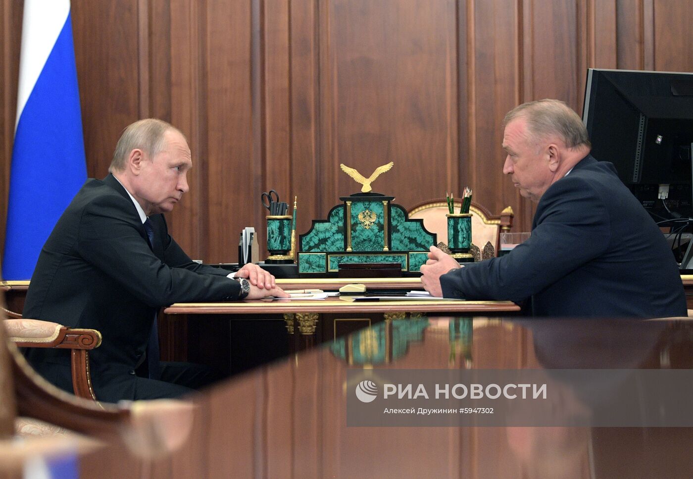Президент РФ В. Путин встретился с главой ТПП С. Катыриным