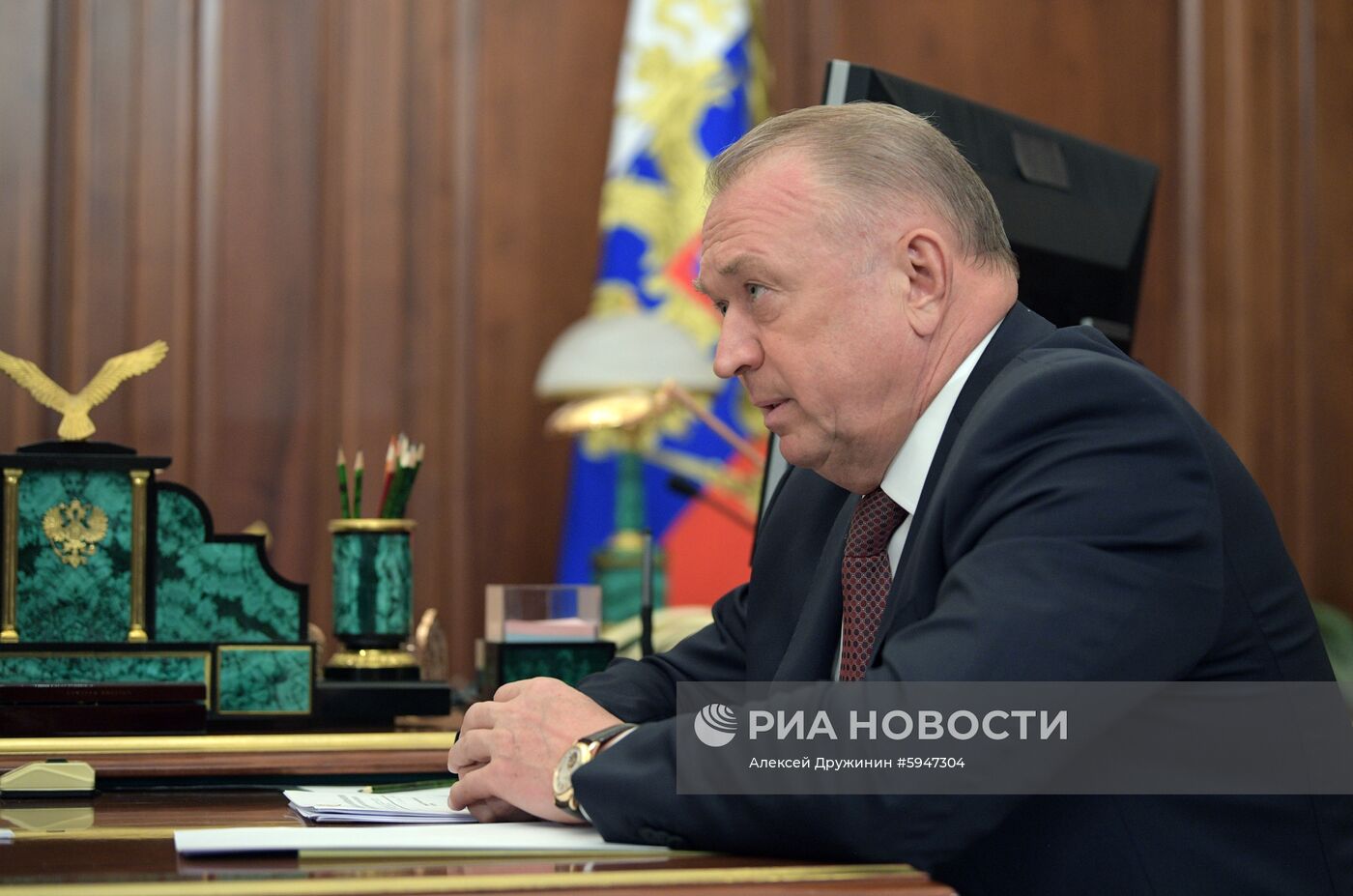 Президент РФ В. Путин встретился с главой ТПП С. Катыриным