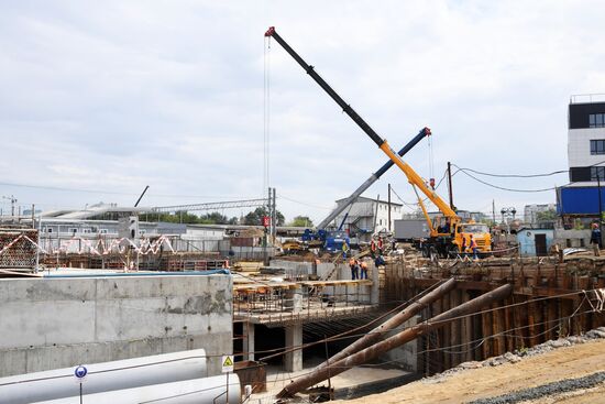 Строительство станции метро "Нижегородская"