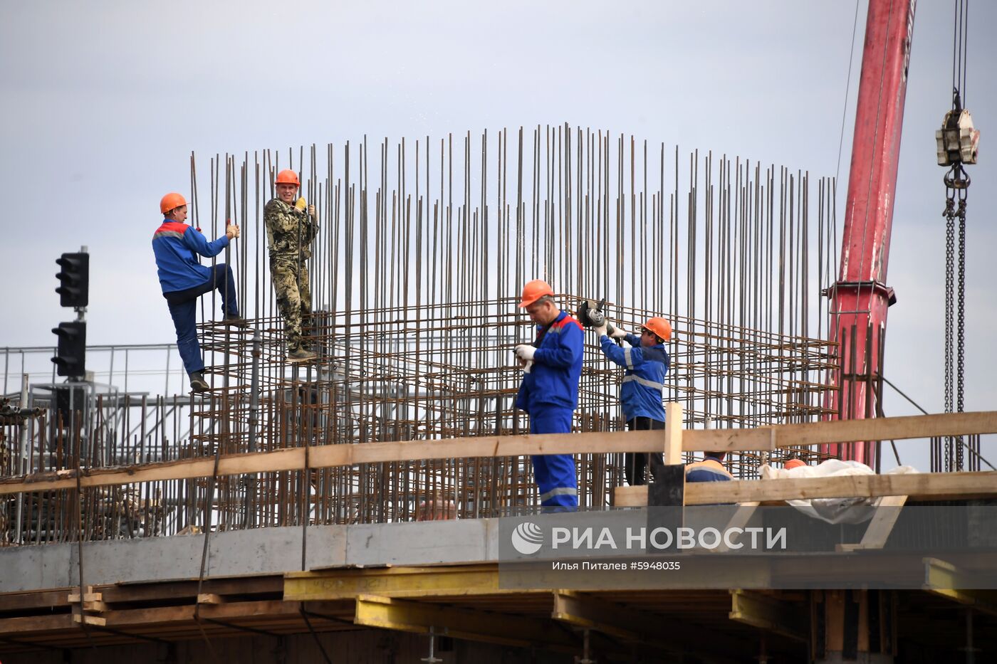 Строительство станции метро "Нижегородская"