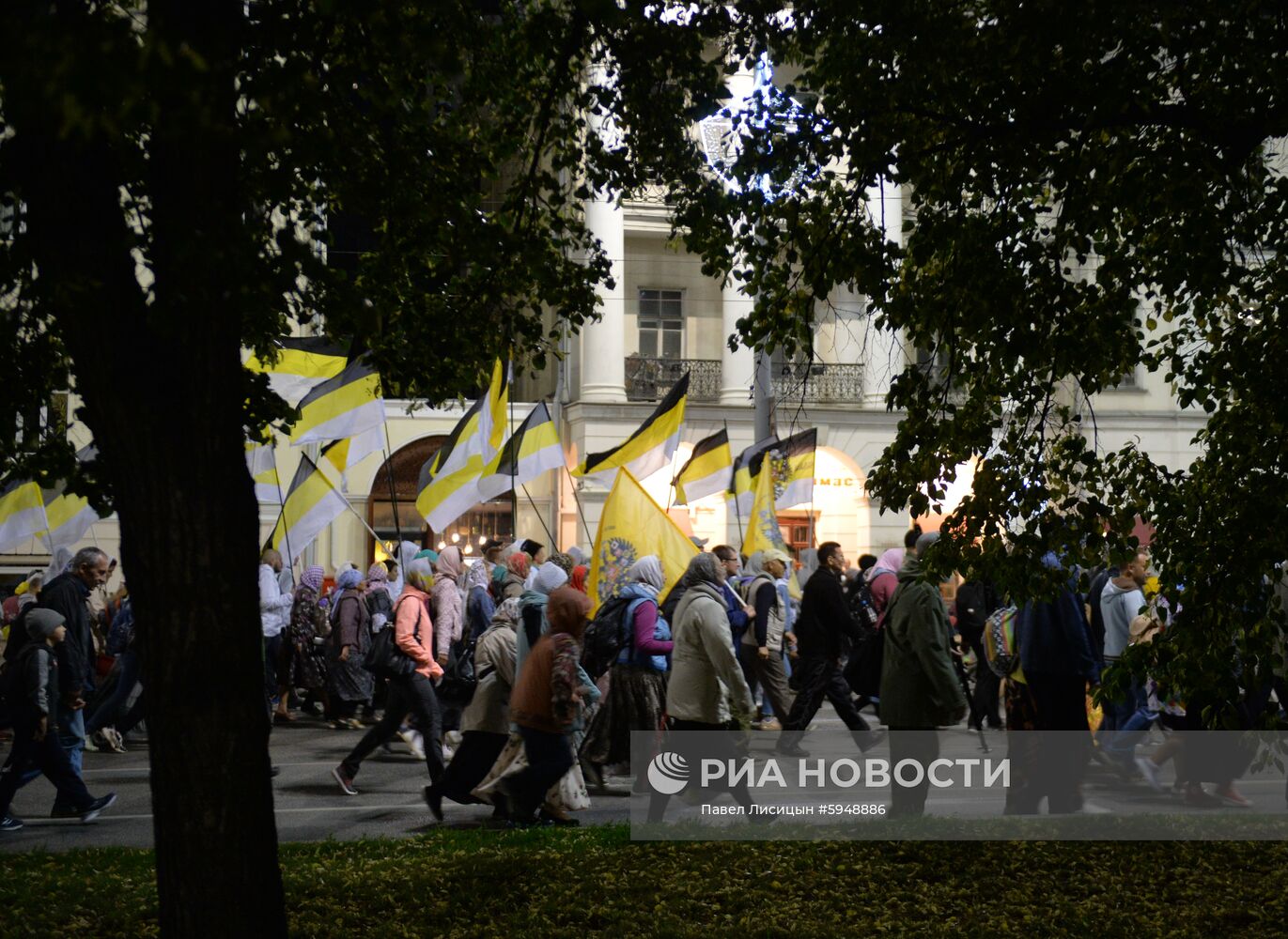 Царский крестный ход в Екатеринбурге