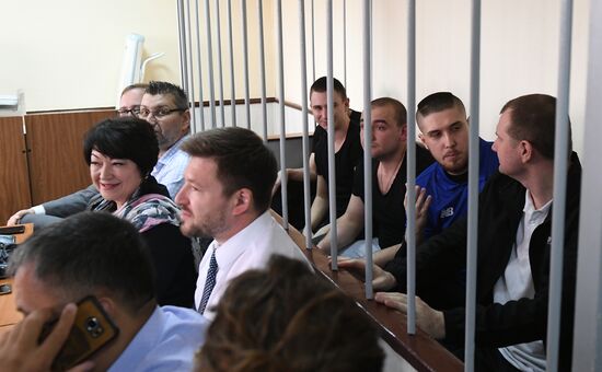 Рассмотрение ходатайства о продлении ареста украинским морякам