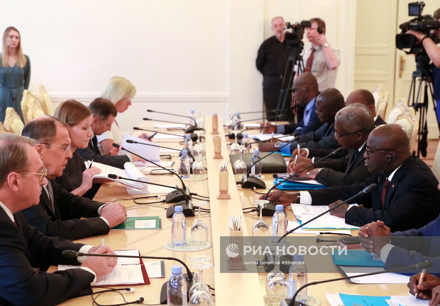 Встреча глав МИД РФ и Кот-д’Ивуара С. Лаврова и М. Амон-Тано