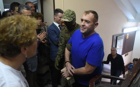 Рассмотрение ходатайства о продлении ареста украинским морякам