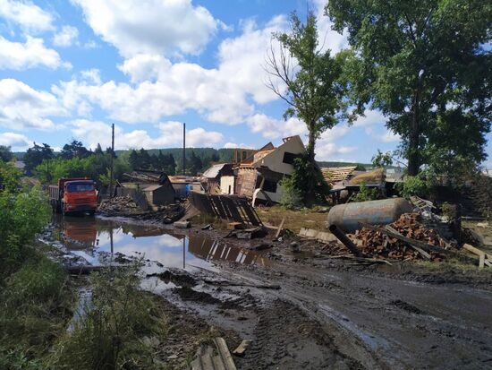 Последствия паводка в Иркутской области